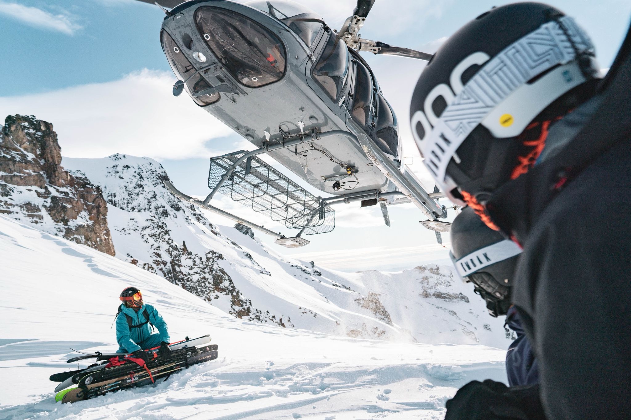 Snowboarder en las pistas de Cerro Catedral, Bariloche